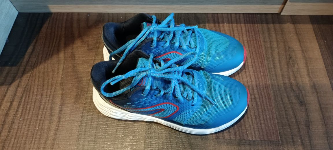 Buty lekkoatletyczne rozmiar 32 Kiprun Fast