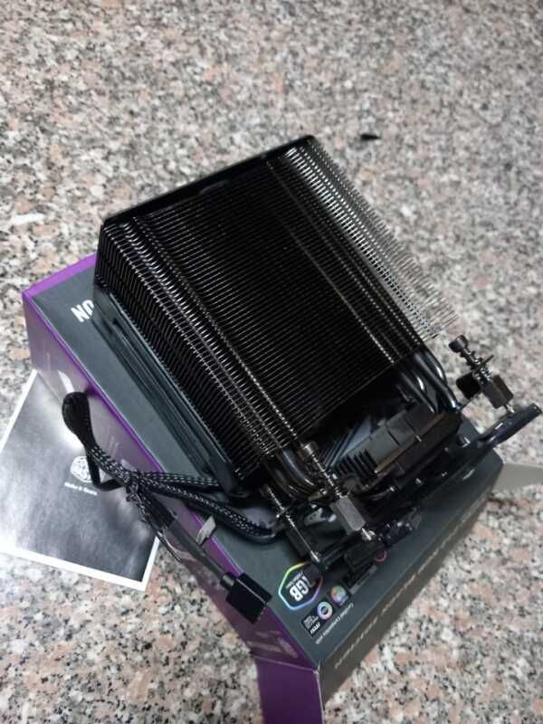 Cooler Master Hyper 212 RGB Black Edition ( cooler cpu)