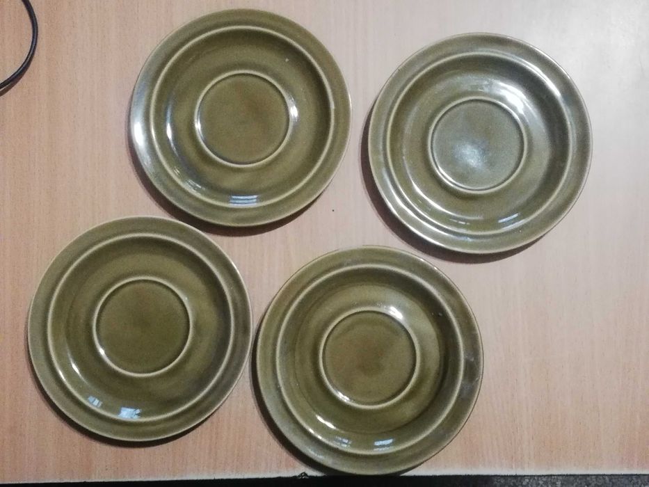 Stare talerze zielone porcelit Pruszków PRL          M
