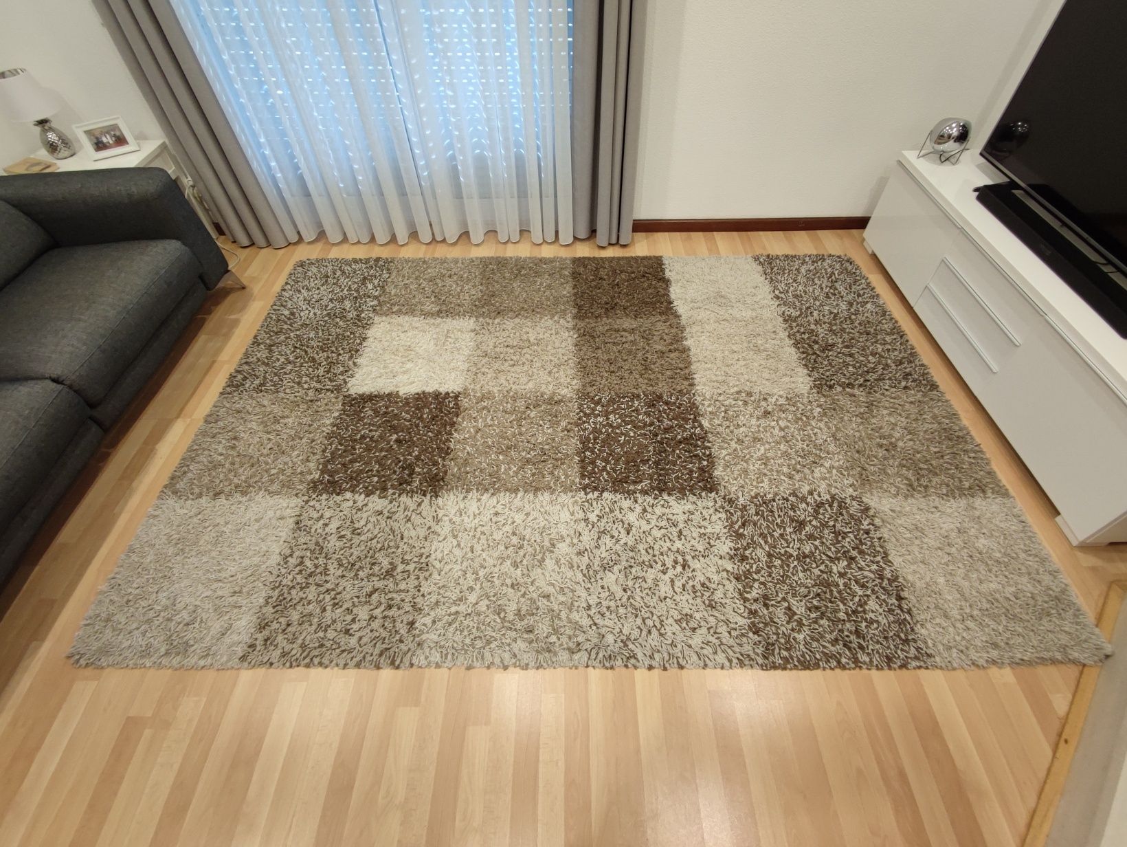 Conjunto de Tapetes pelo alto - 2x3m mais 175x125cm - otimo estado