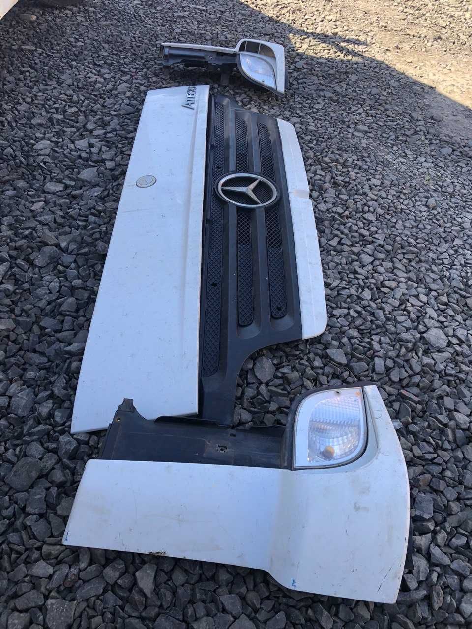 Комплект, передок, капот, решітка, дефлектори Mercedes Atego 815 817