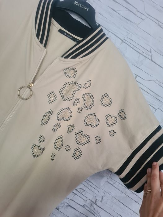 Sukienka narzutka Monnari