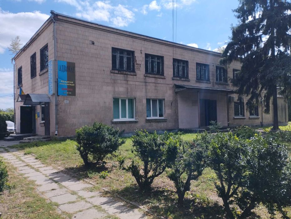 Частина нежилого приміщення, площею 276,9 кв.м, Черкаська обл.
