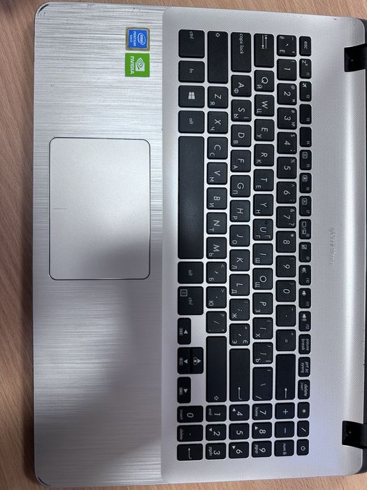 Ноутбук Asus VivoBook 15