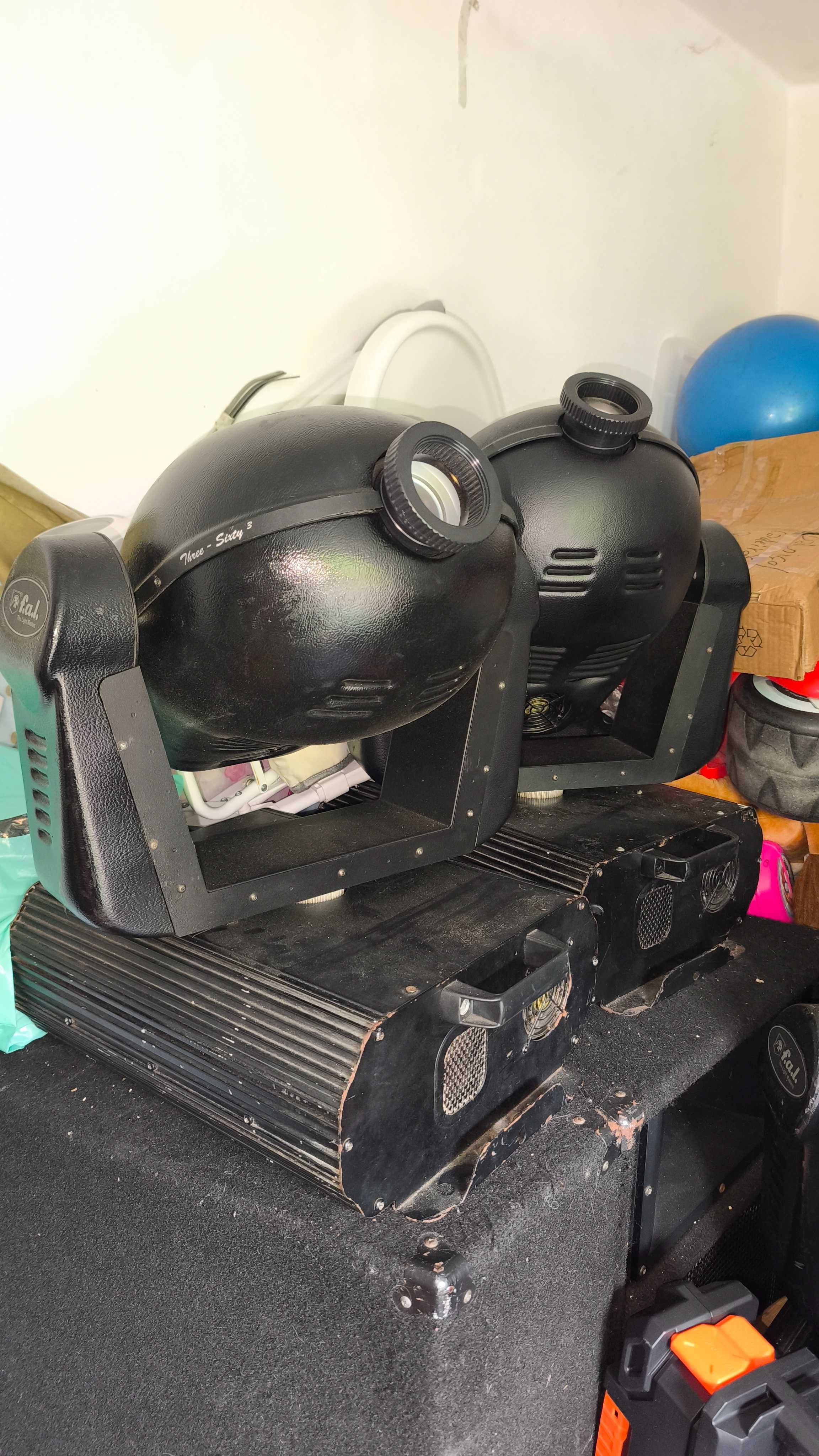 Moving Head Robot F.A.L