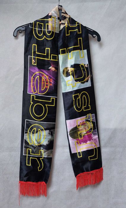 Szalik unikatowy oryginalny Justin Bieber