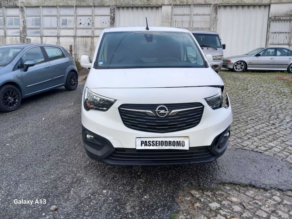 OPEL Combo 1.6 CDTI 3-Lugares