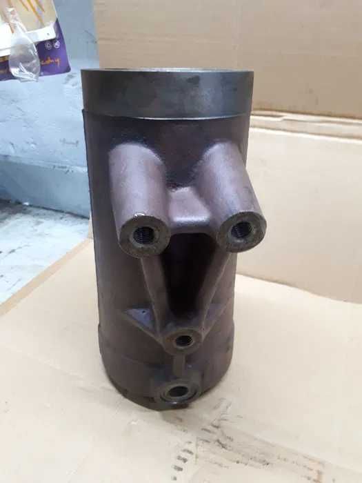 Cylinder podnośnika Ursus C-385 #