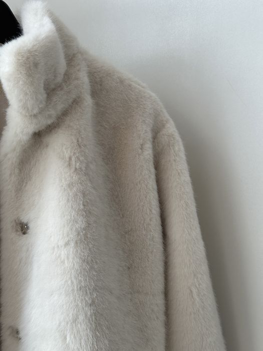 Шубка шуба под ZARA 140 см