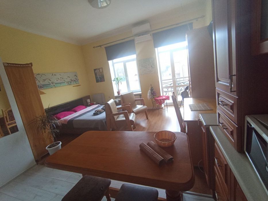 Оренда квартири в Личаківському районі. Студія.