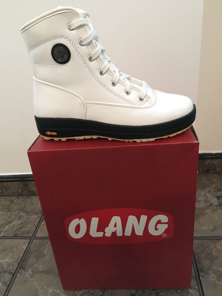 Buty damskie zimowe włoskiej firmy Olang .