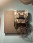 Ps4 slim 500GB z trzema grami