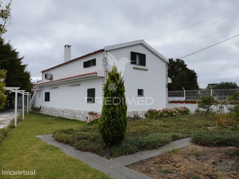Moradia T10 - Bifamiliar