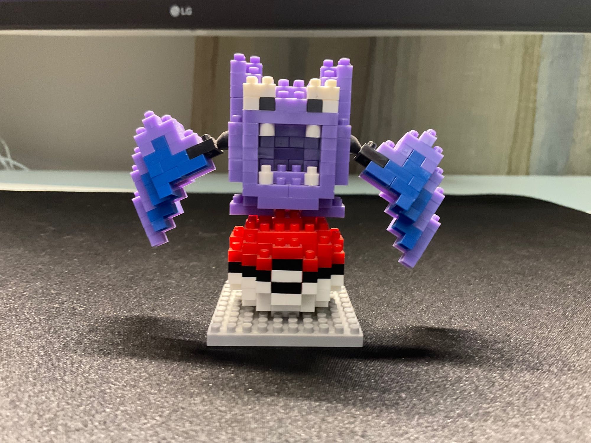 Mini Lego Pokémon Zubat com Pokébola Blocos