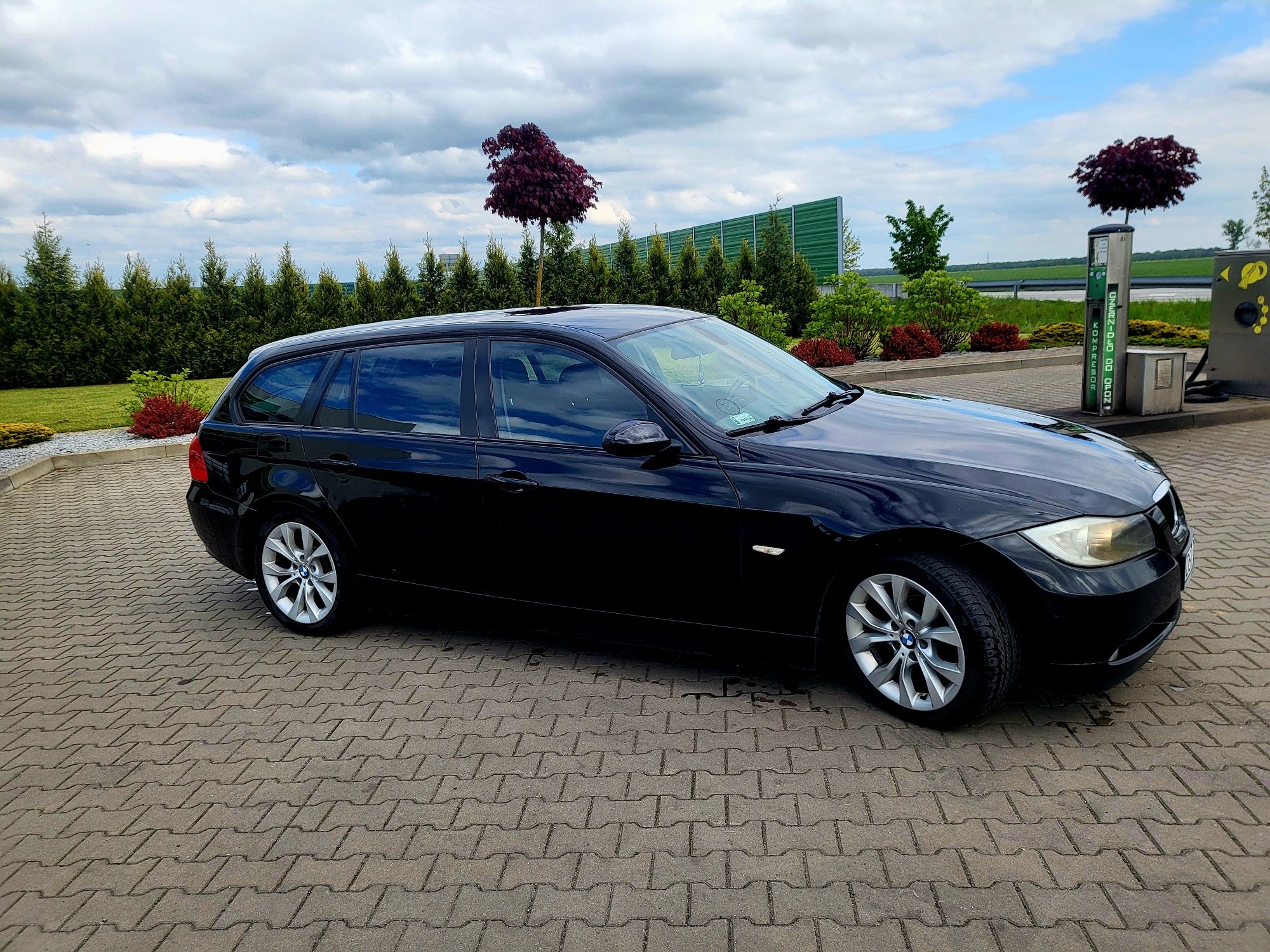 Sprzedam BMW 318d e91 2008r zamiana