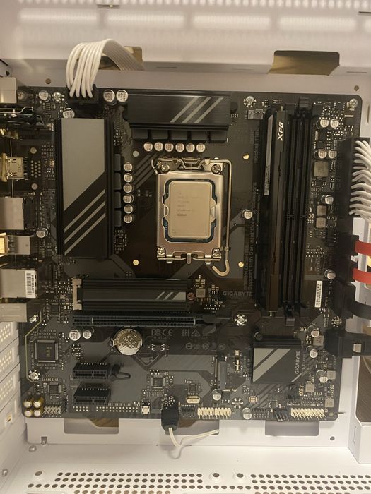 płyta główna Gigabyte B760M DS3H AX + procesor Intel Core i5-12500