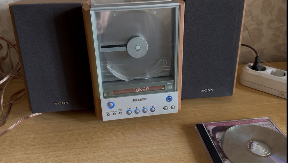 Sony CMT-EX1, CD магнітола