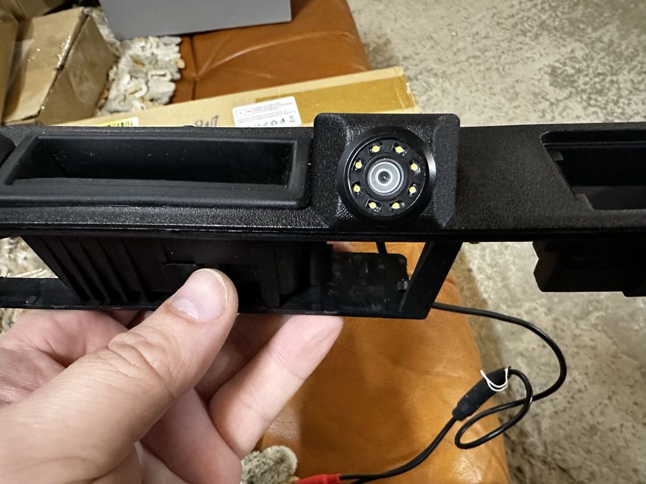 Камера заднього огляду штатна Audi A3 A4 A6 B6 B7 S3 S6 A8 S8 A5