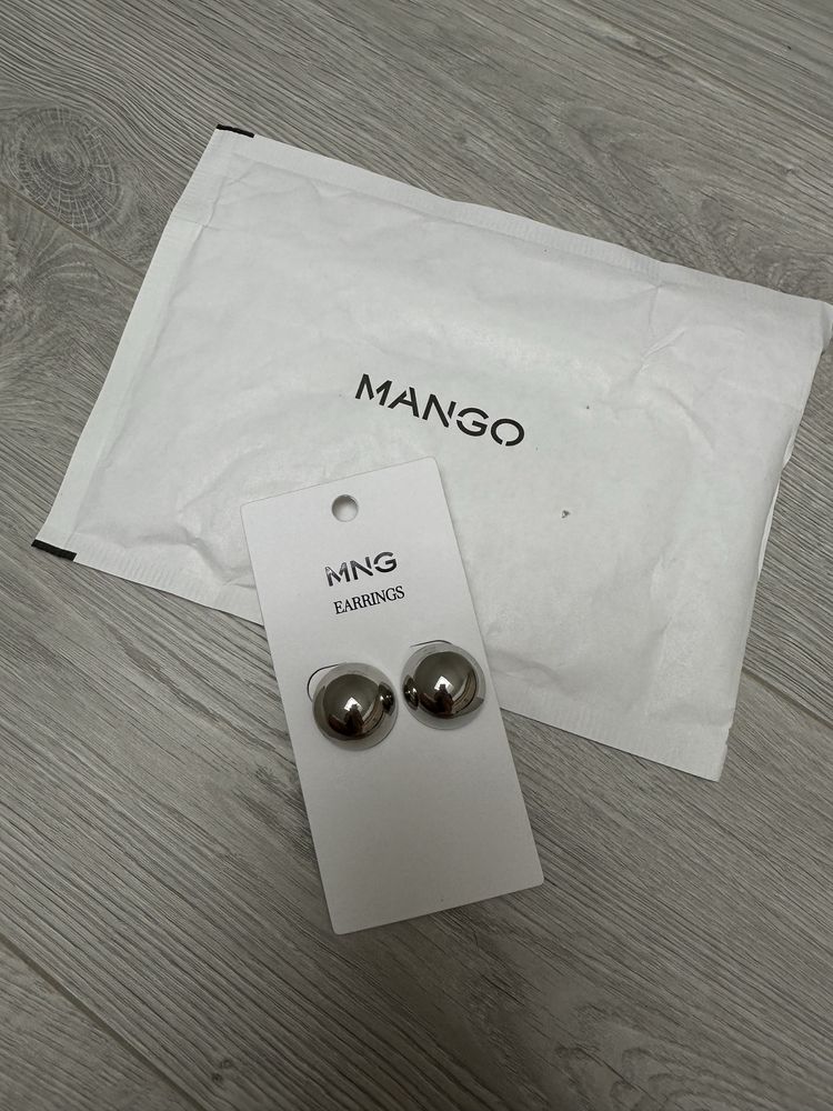 сережки Mango