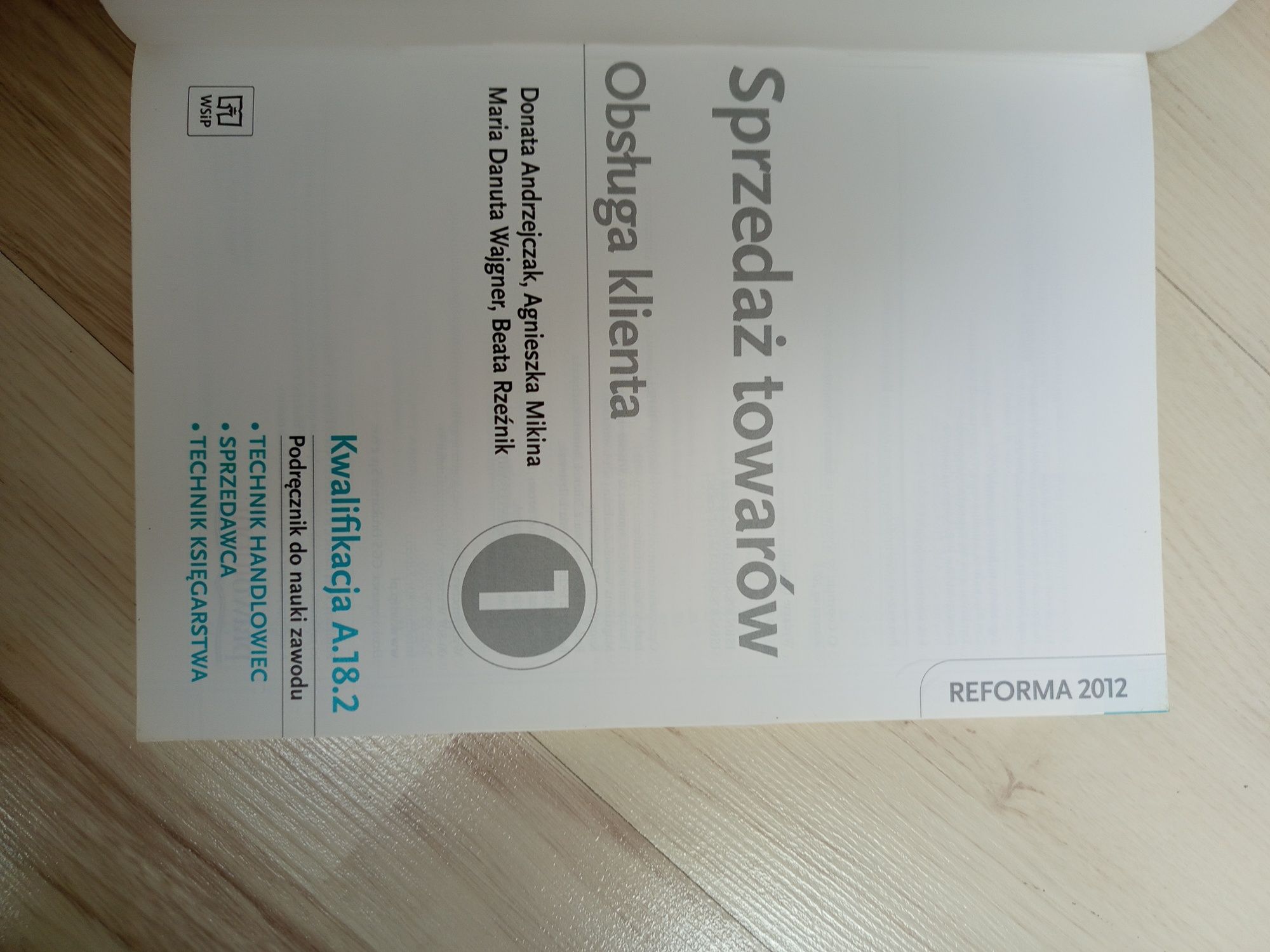 Podręcznik Sprzedaż Towarów 1