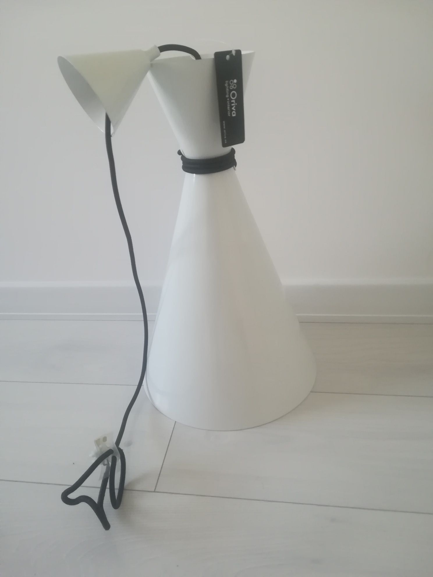 Sprzedam nowa lampę