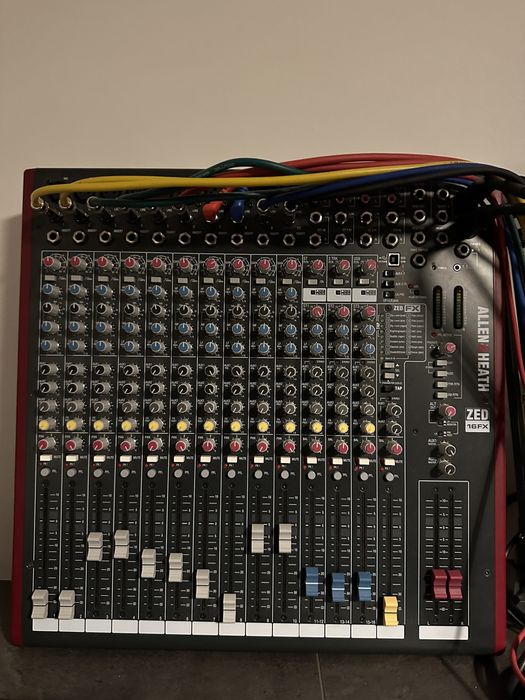 Allen & Heath Zed 16fx