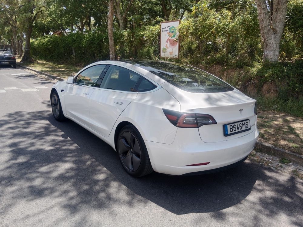 Tesla Model 3 Long Range