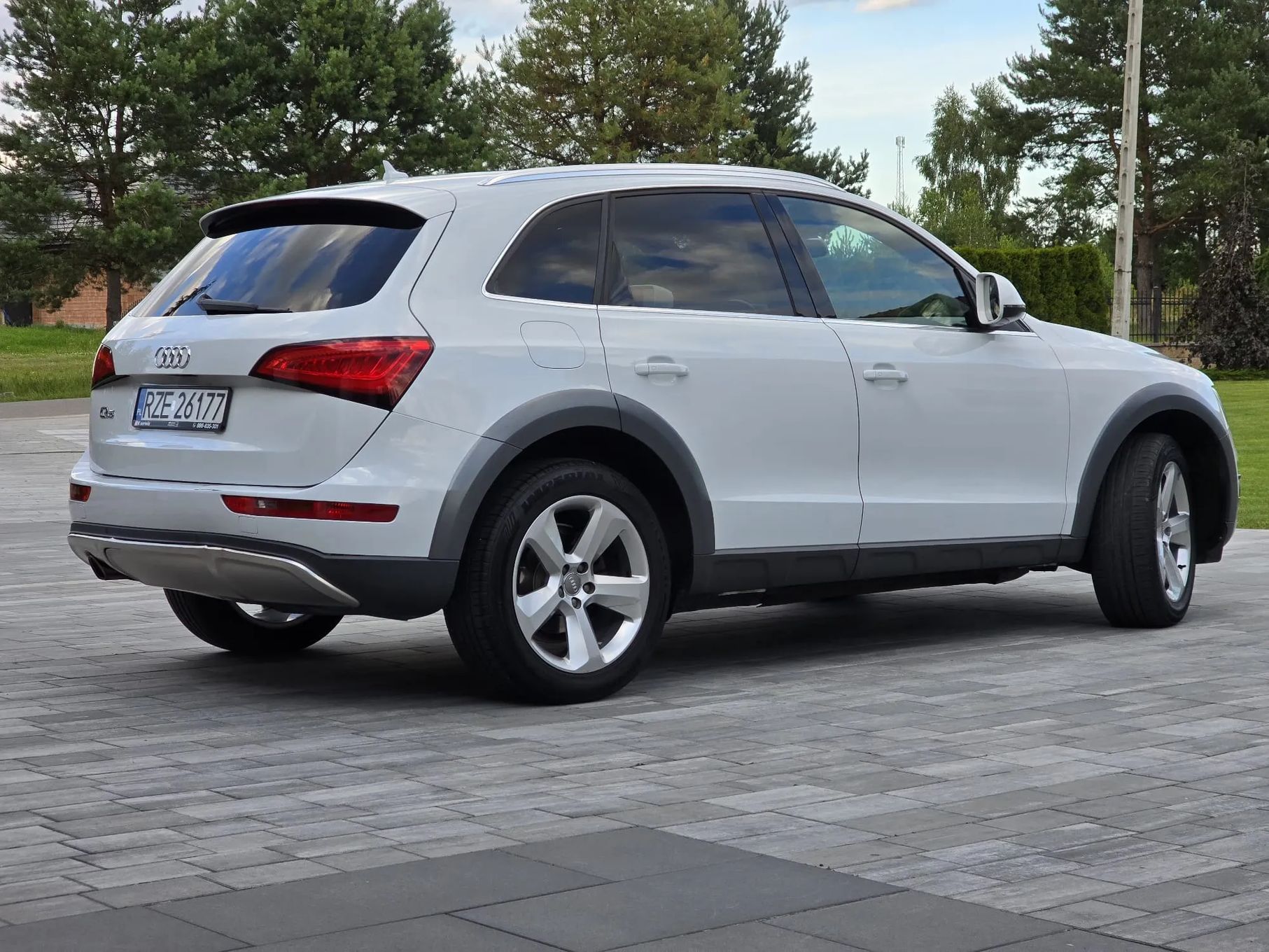 Audi Q5 Audi Q5 S-tronic Pierwszy Własciciel