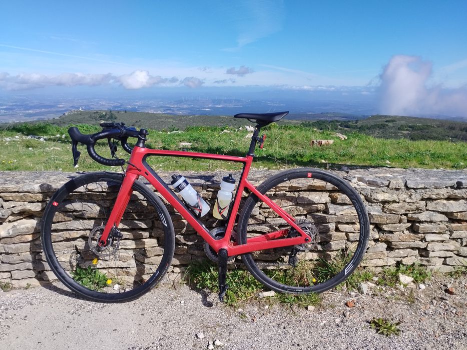 Bicicleta Estrada Van Rysel EDR CF Sram Rival AXS