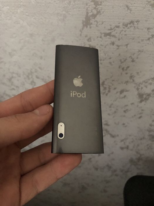 iPod Nano 5th Gen - 16GB - Чорний