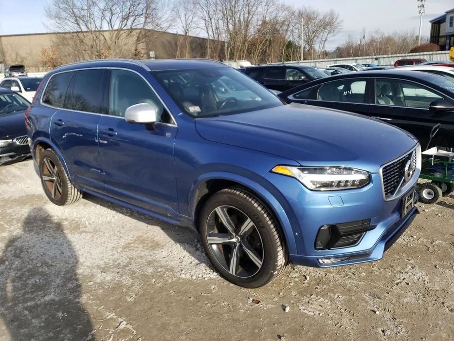 Volvo XC 90 VOLVO XC-90 /  T6 / R-DESIGN / 4x4 / Run&Drive