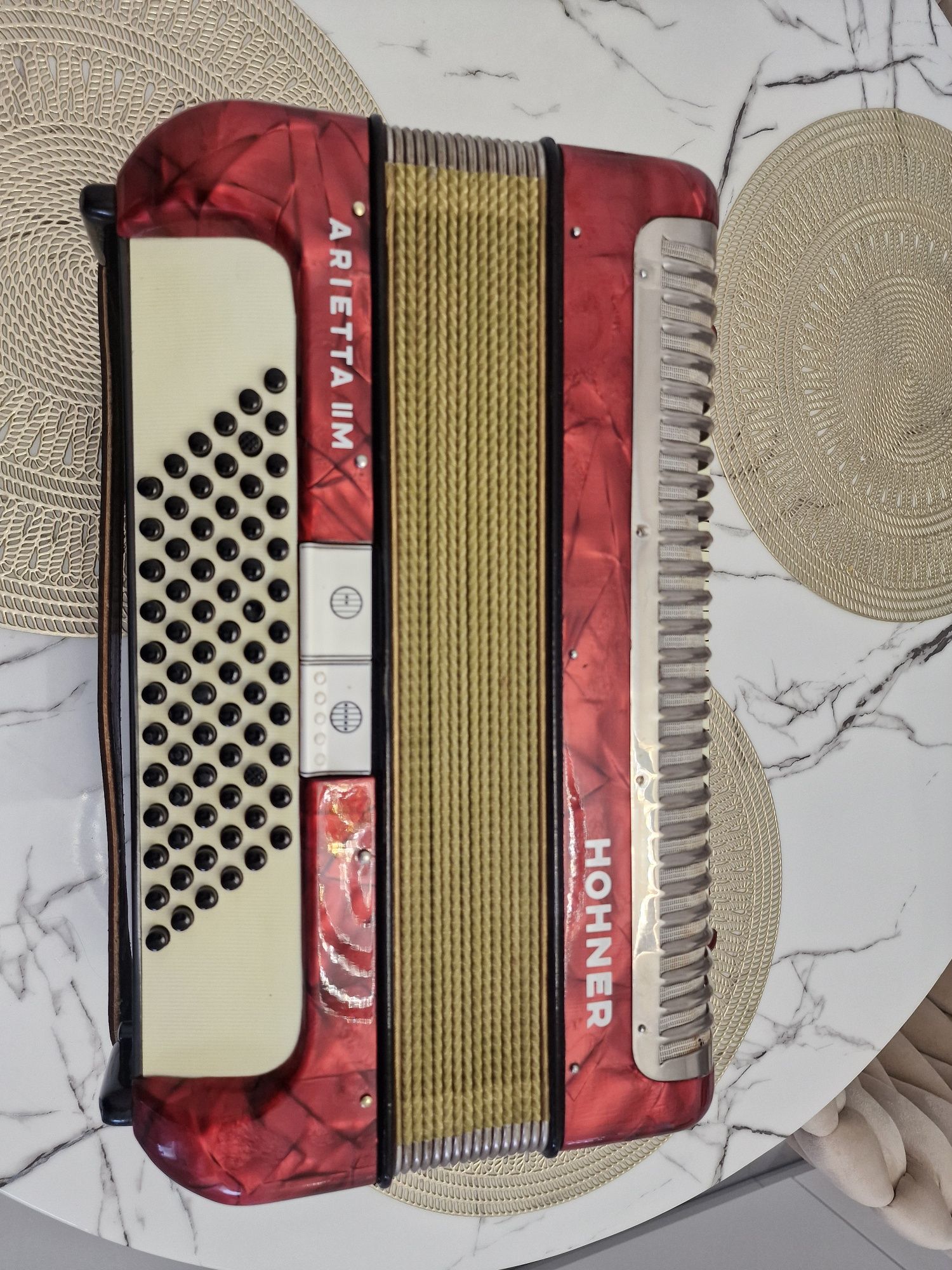 Akordeon hohner arietta 72/80 bas
