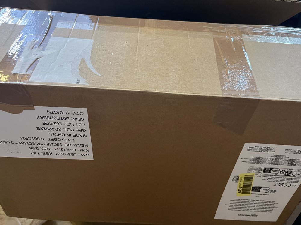 Odkurzacz workowy Amazon Basics