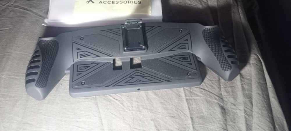 Etui ochronne Play station+ szkło ochronne