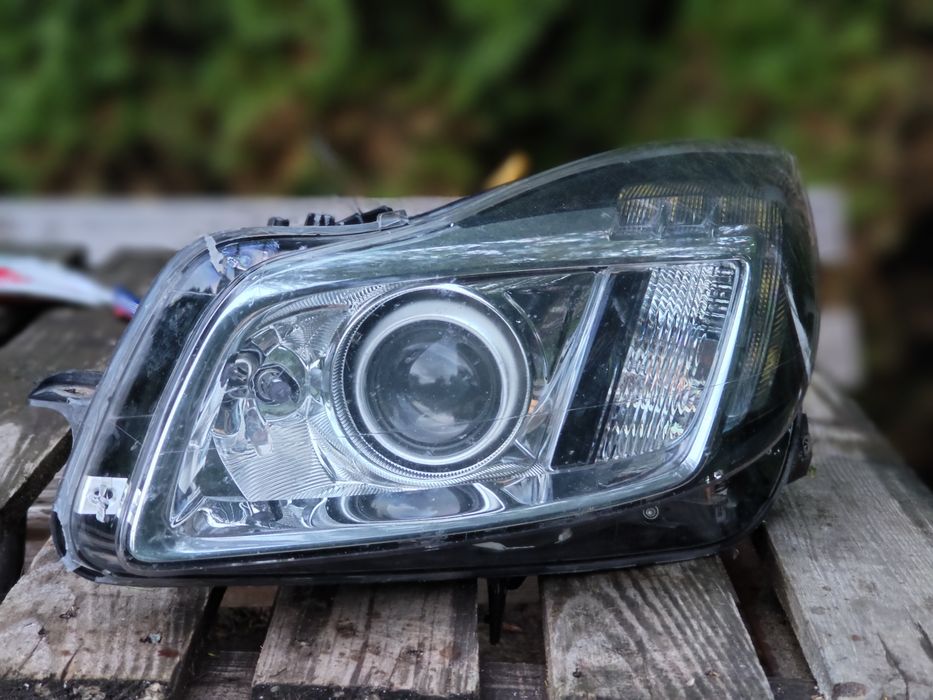 Lampą przednią Lewa Bi-Xenon skrętny Opel Insignia A