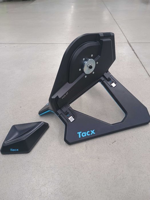 Trenażer Tacx Neo 2T Smart - 2ND LIFE/ GWARANCJA
