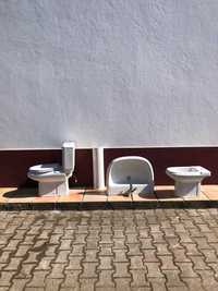Sanitários ROCA (sanita, lavatório com pé e bidé)