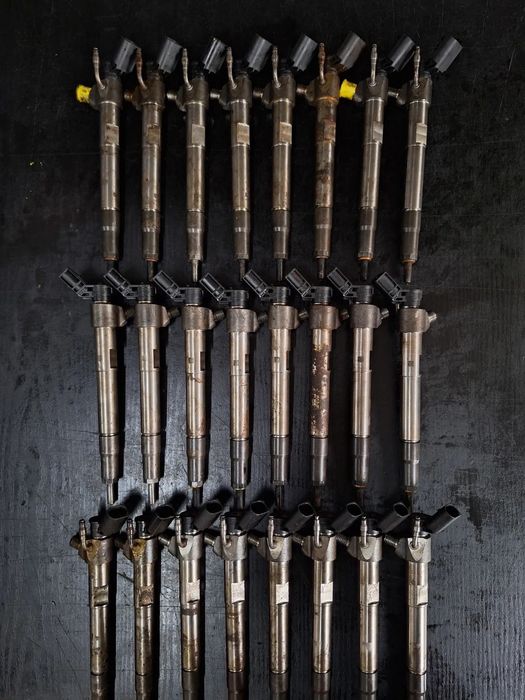 НURT  Wtrysk Wtryskiwacz Common Rail SIEMENS/VDO CRI 33800-2U000