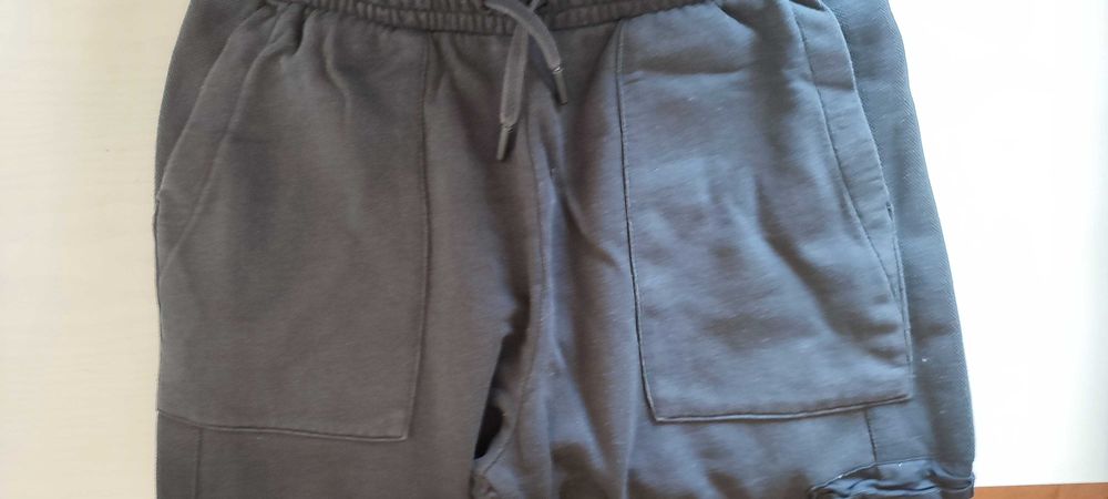 calça preta com bolsos 13-14anos