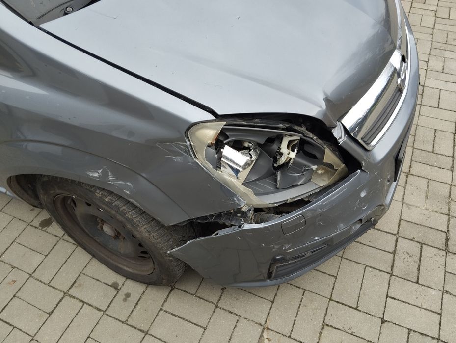 Opel Zafira b 1.8 16 v