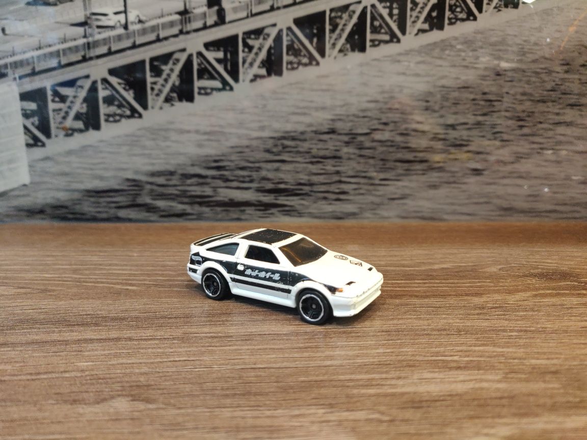 Toyota AE86 - hot wheels