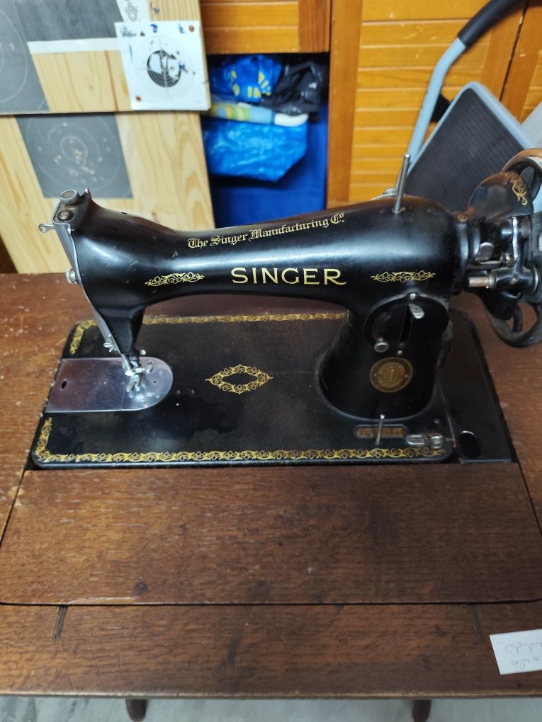 Máquina de costura Singer
