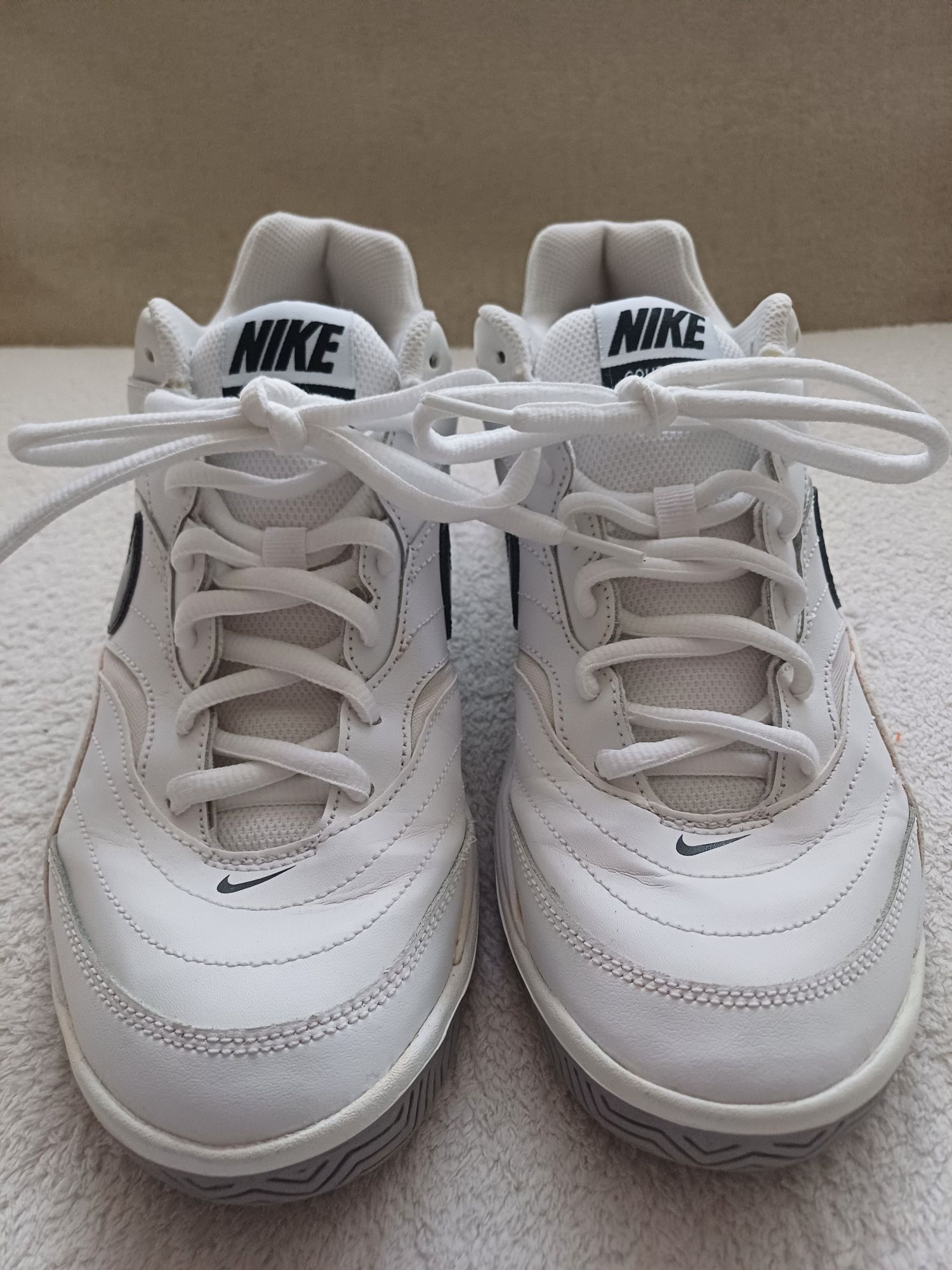 Buty sportowe białe Nike roz. 43