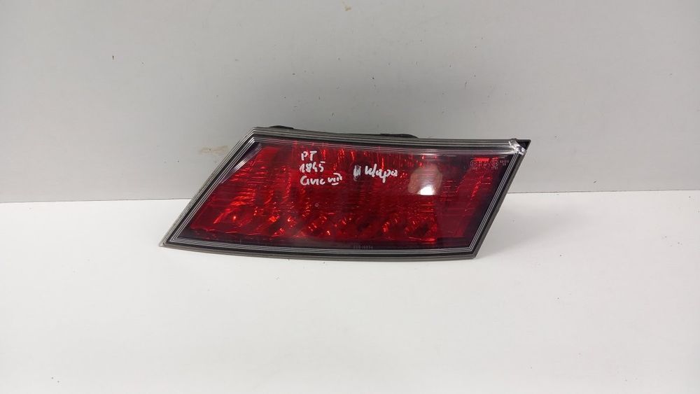 Honda Civic Viii Ufo 5D Lampa Tył Prawa W Klapę