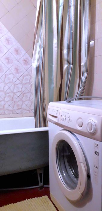 Вільна! Квартира Біля АТБ. Р-н. Алмазний. вул. Героїв АТО (Красіна).