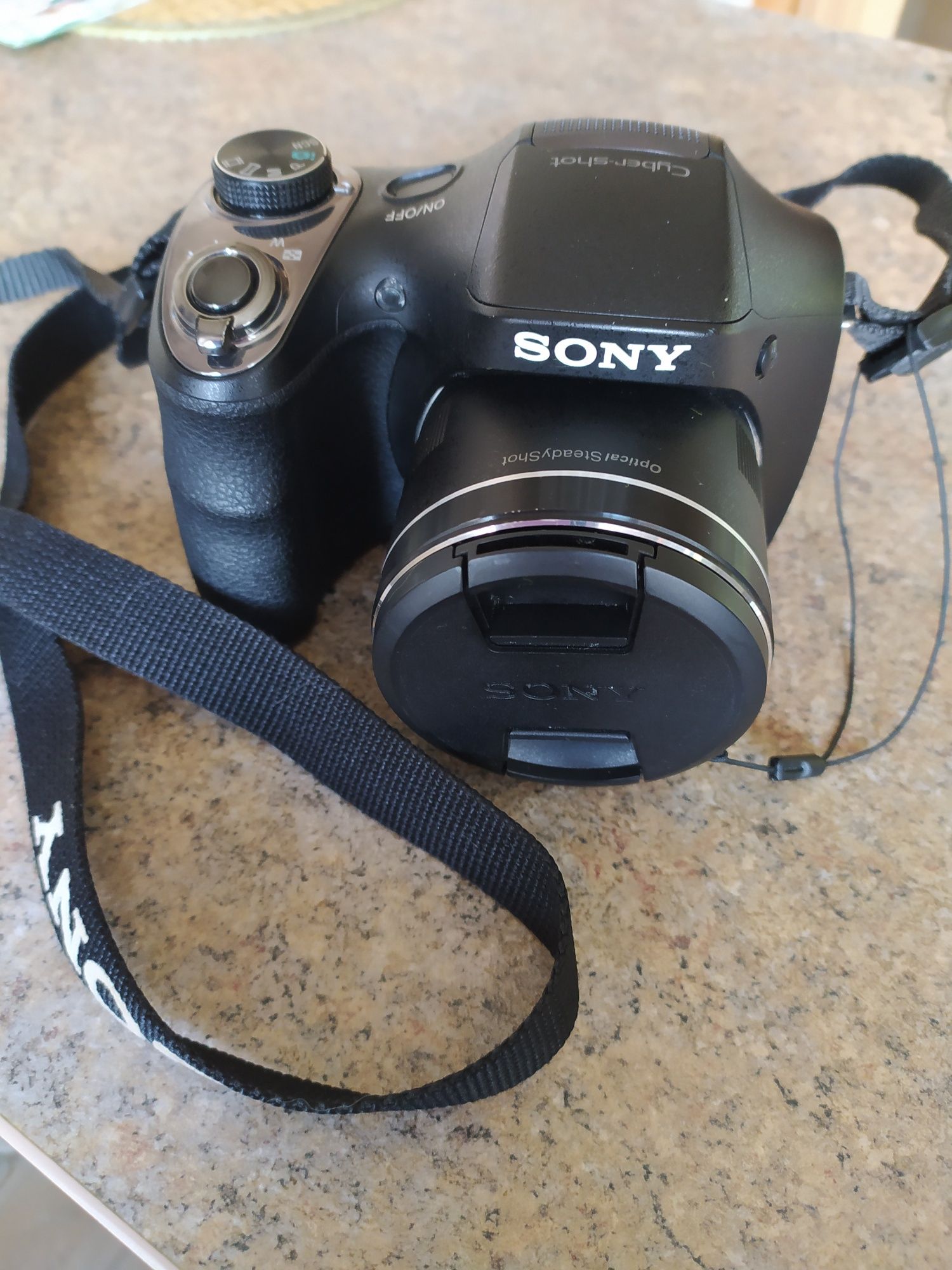 Фотоаппарат Sony 20.1 mp.35х зум,zoom