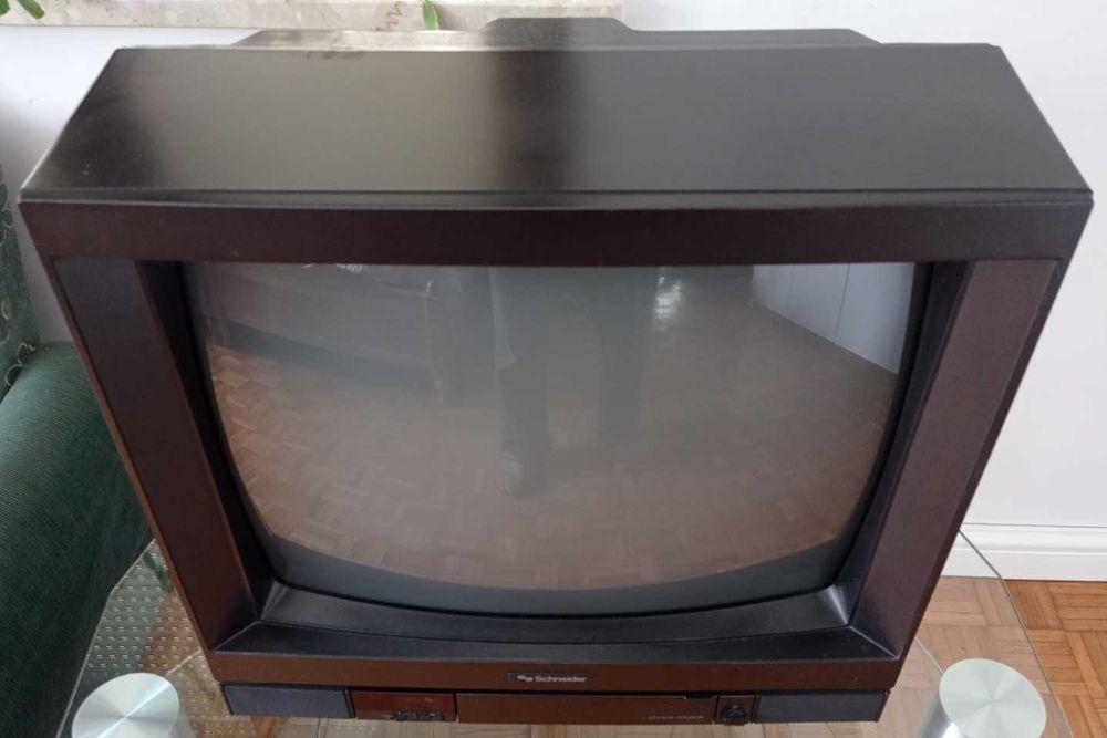 Sprzedam telewizor Schneider kolor stereo 20 cali