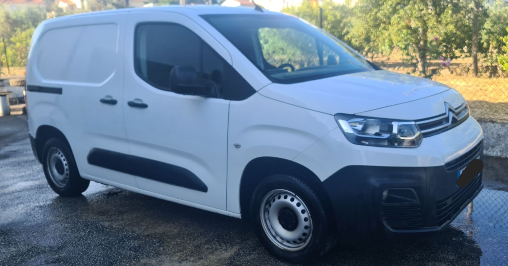 Berlingo 1.6 BlueHdi 100cv 3 lugares