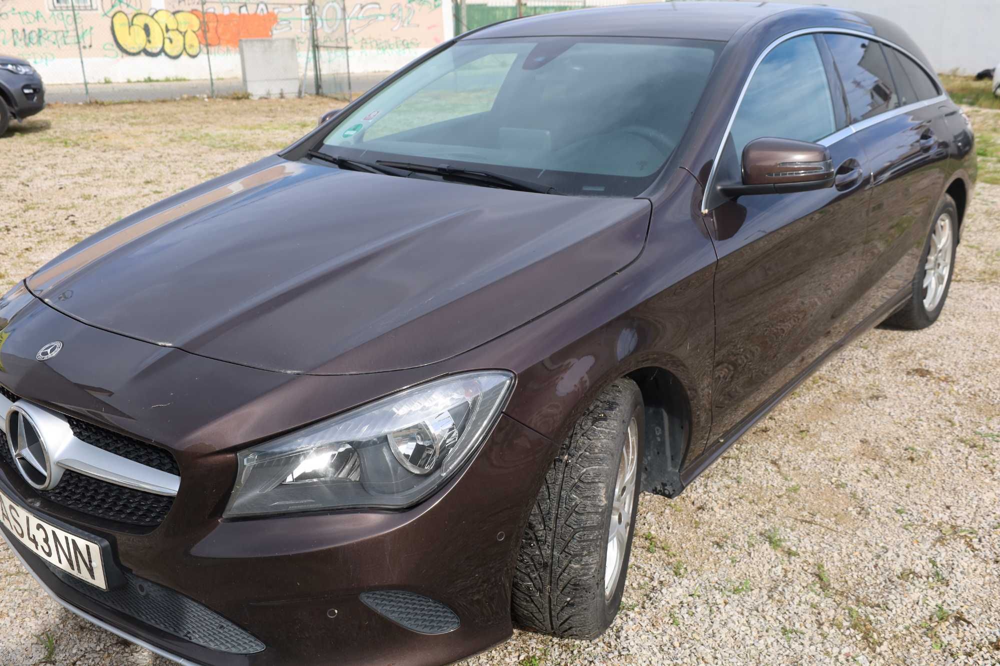 Mercedes CLA 180  Bons Extras