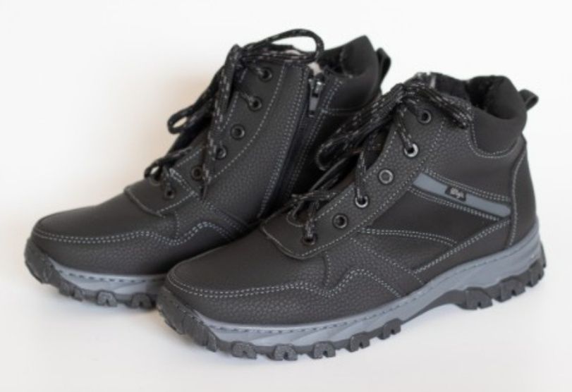 Теплі чоловічі черевики 42 р